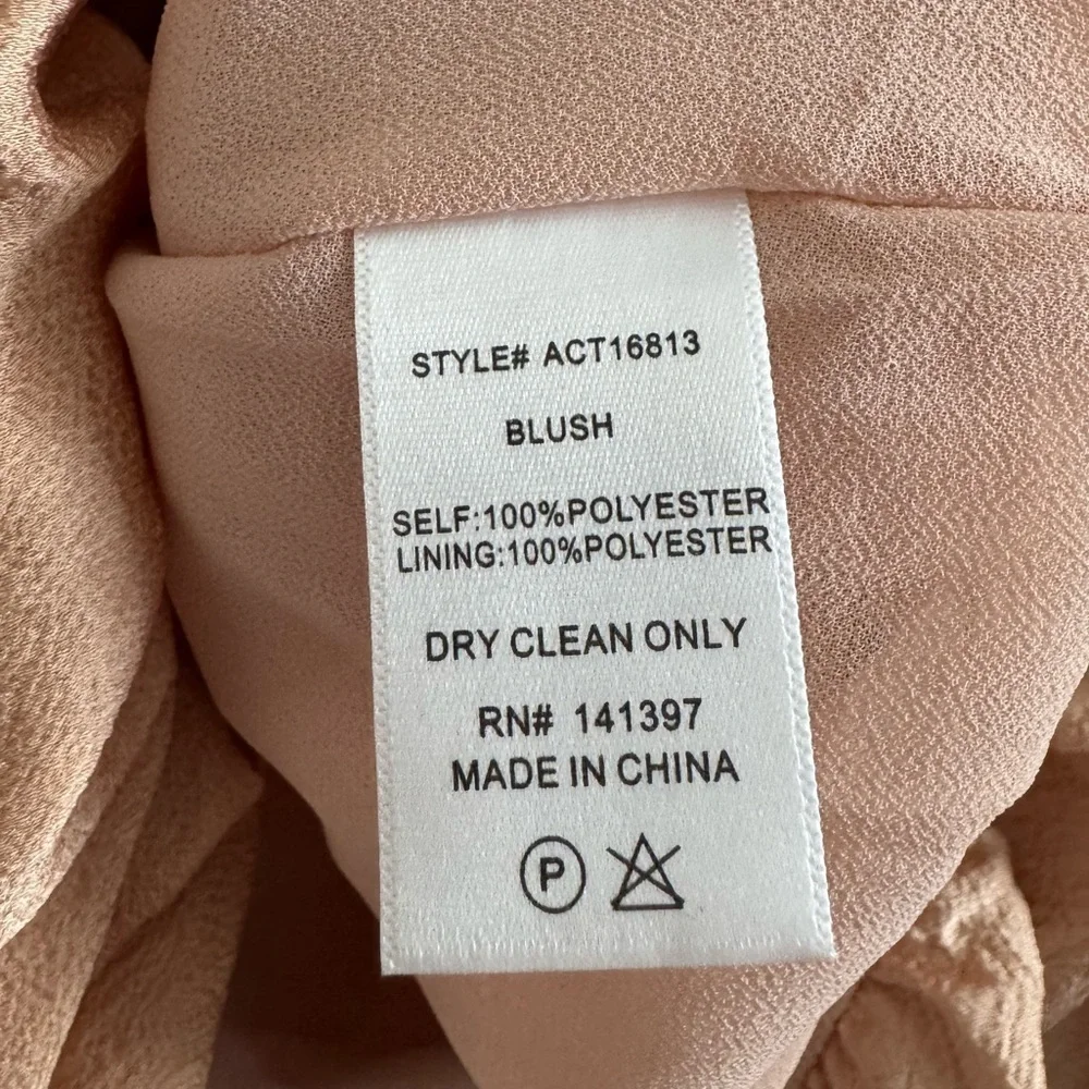 ASTR The Label Cally Revolve Top